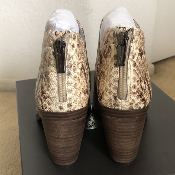 NEW Vince Camuto Gradina Snake Python Booties Boots - Picture 6 of 7